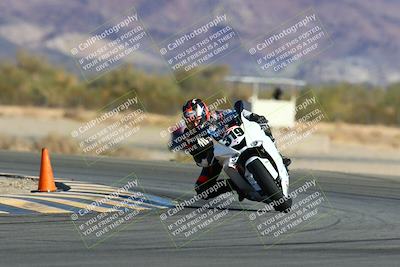 media/Jan-09-2022-SoCal Trackdays (Sun) [[2b1fec8404]]/Turn 14 (10am)/